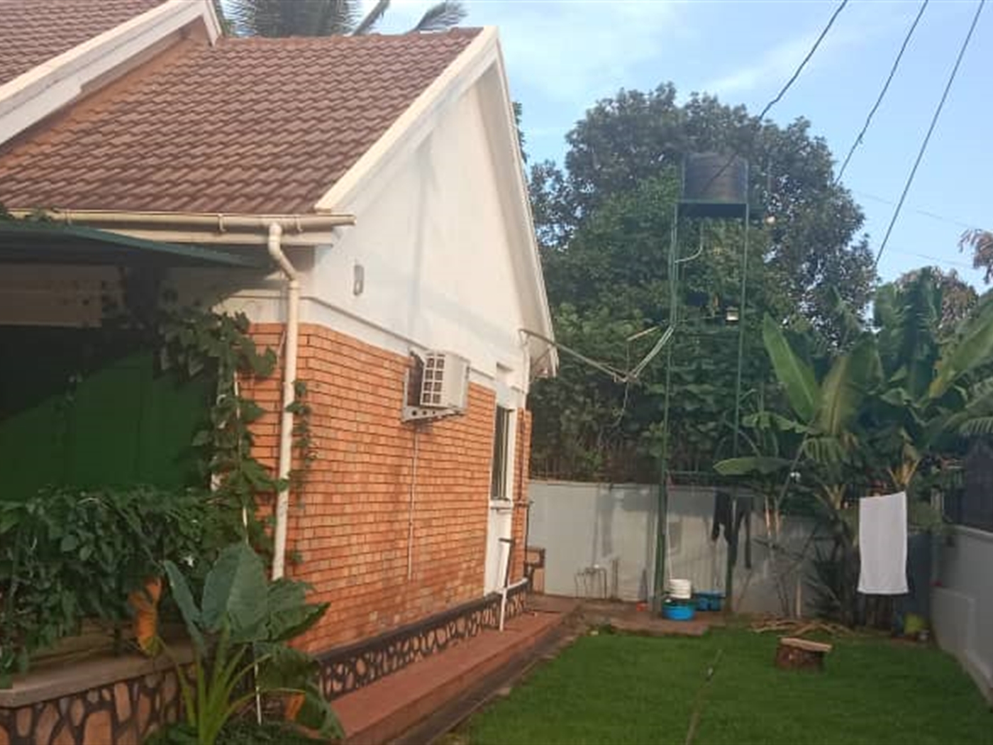 3 bedroom Bungalow for rent in Naguru Kampala Uganda