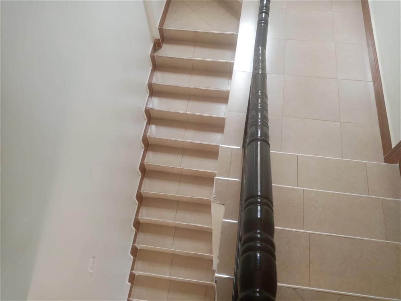 5 bedroom Mansion for sale in Munyonyo Kampala Uganda