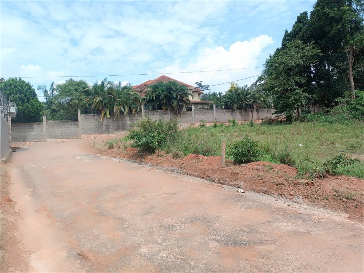 Residential land for sale in Kira Wakiso Uganda