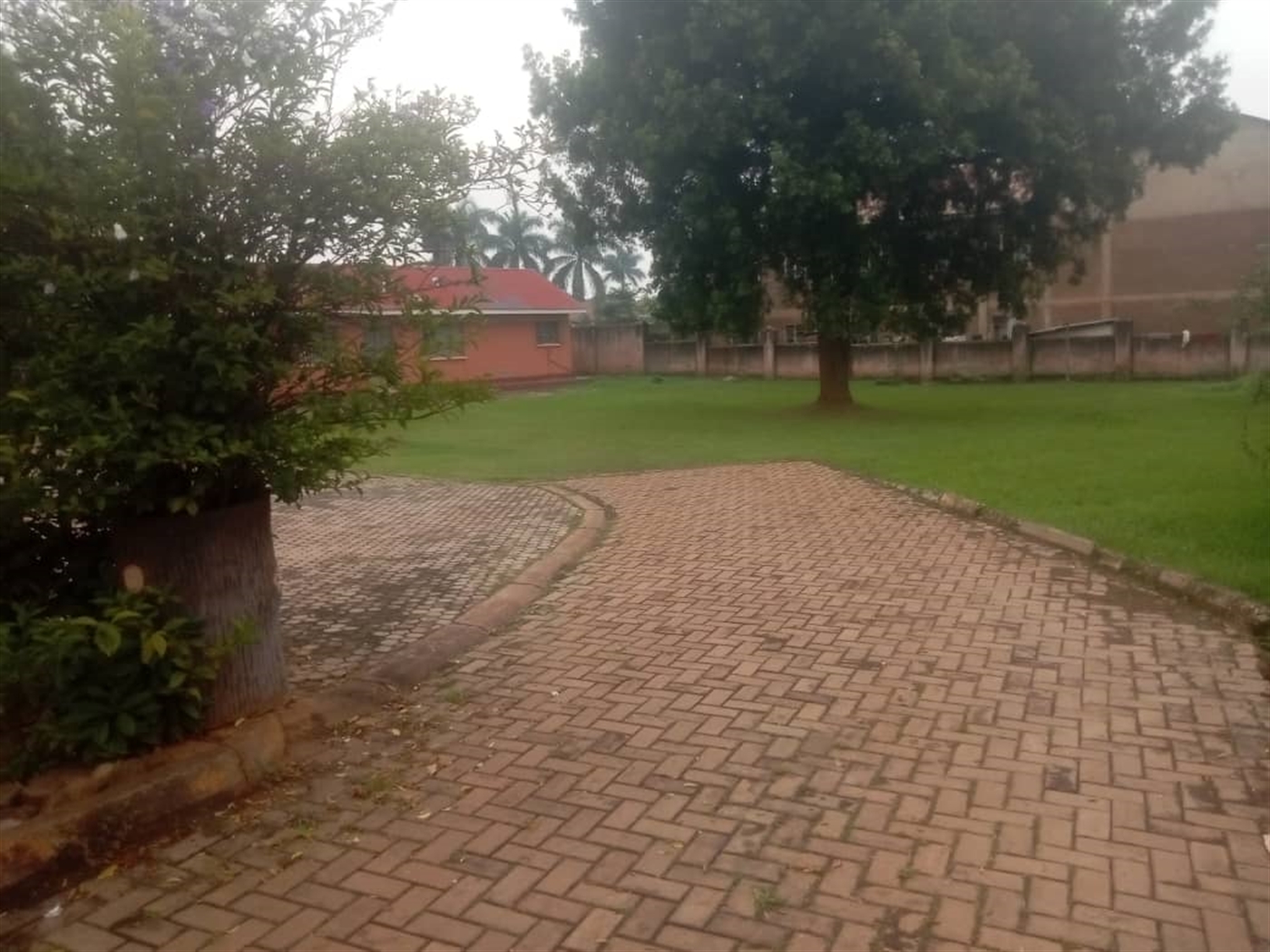 Residential land for sale in Kisaasi Wakiso Uganda