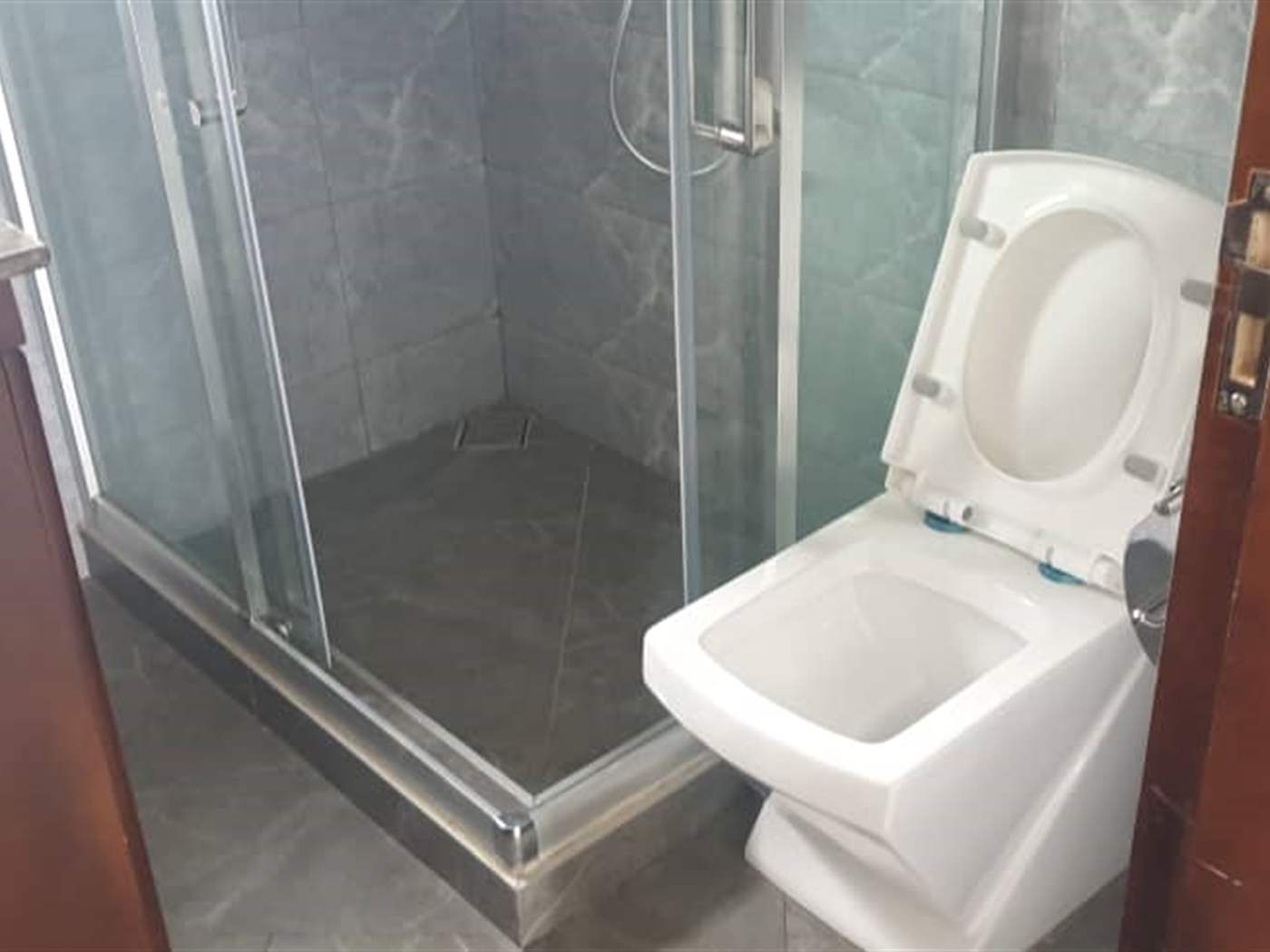  3 bedroom Apartment for rent in Kyambogo Kampala Uganda