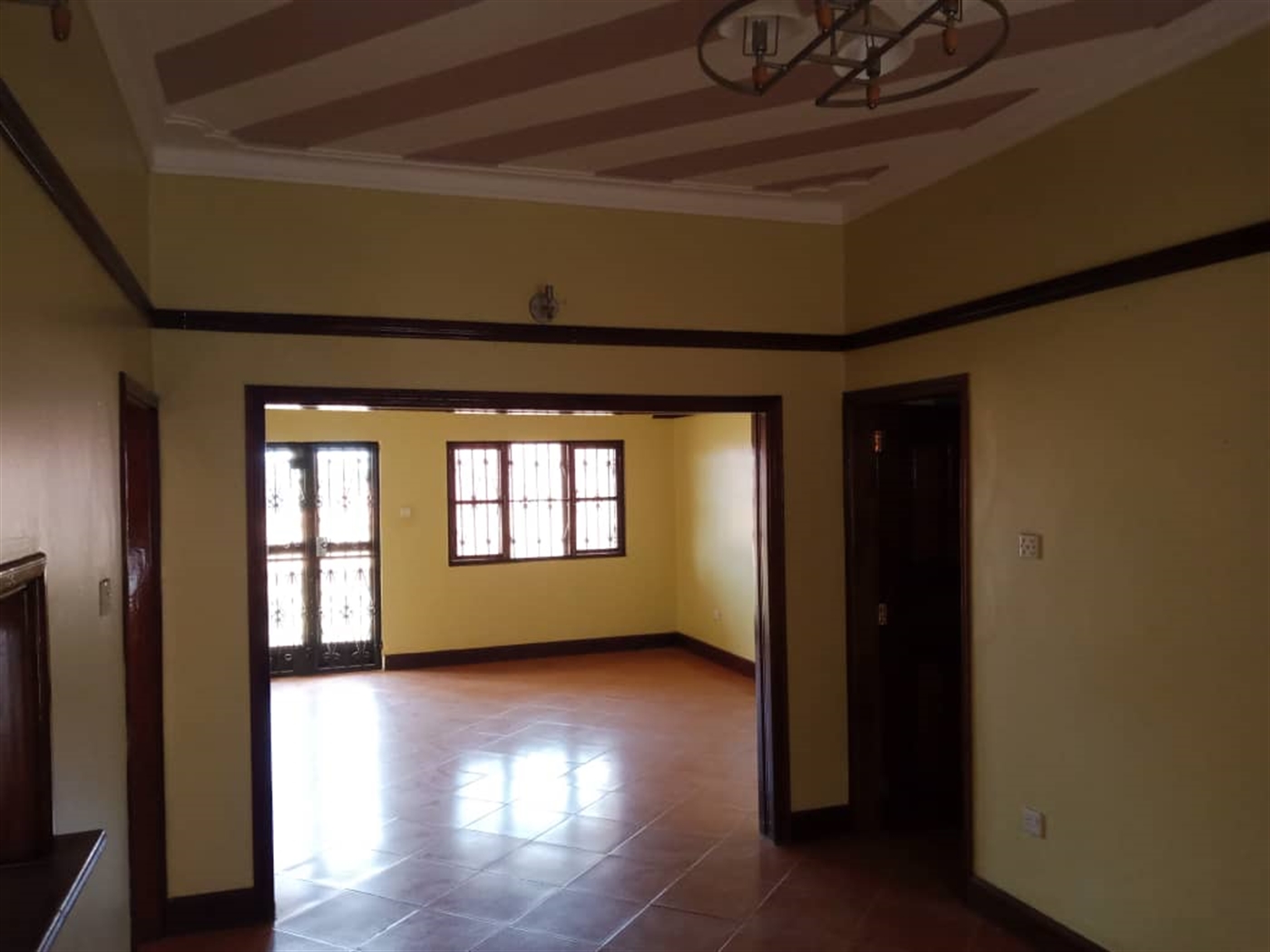 3 bedroom Bungalow for rent in Kiwaatule Kampala Uganda