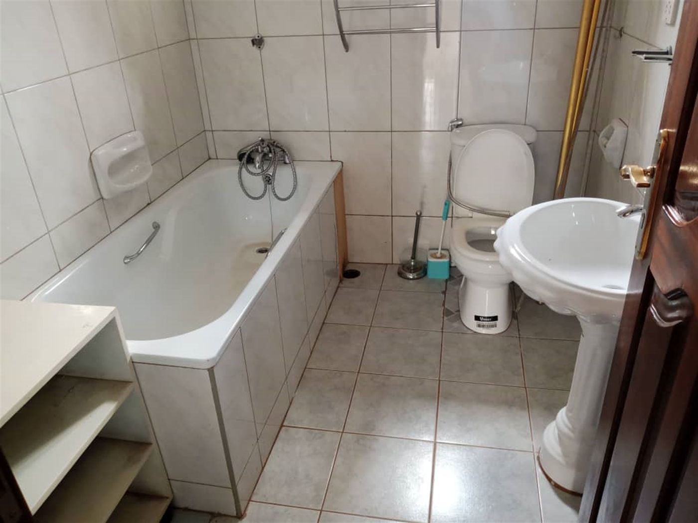 5 bedroom Bungalow for rent in Ntinda Kampala Uganda