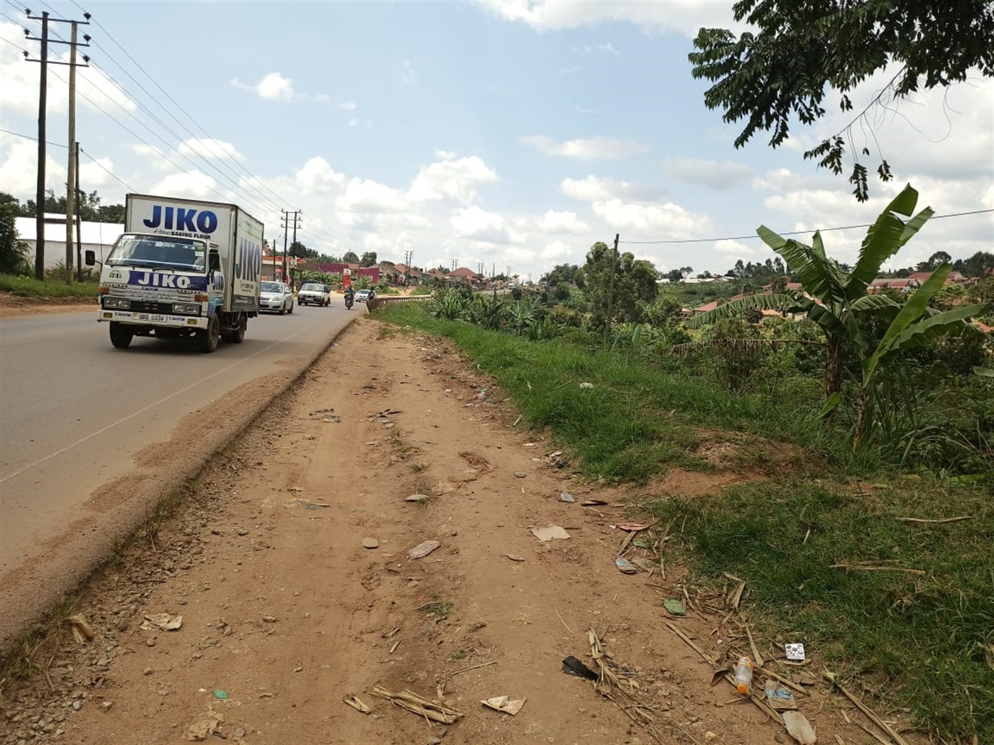 Residential land for sale in Ssemuto Nakaseke Uganda