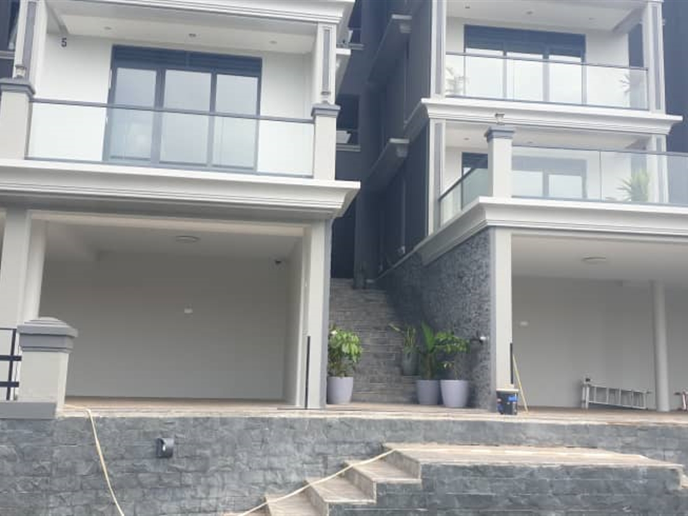 3 bedroom Apartment for rent in Kyambogo Kampala Uganda