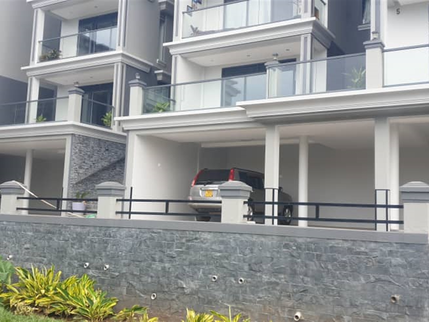 3 bedroom Apartment for rent in Kyambogo Kampala U...