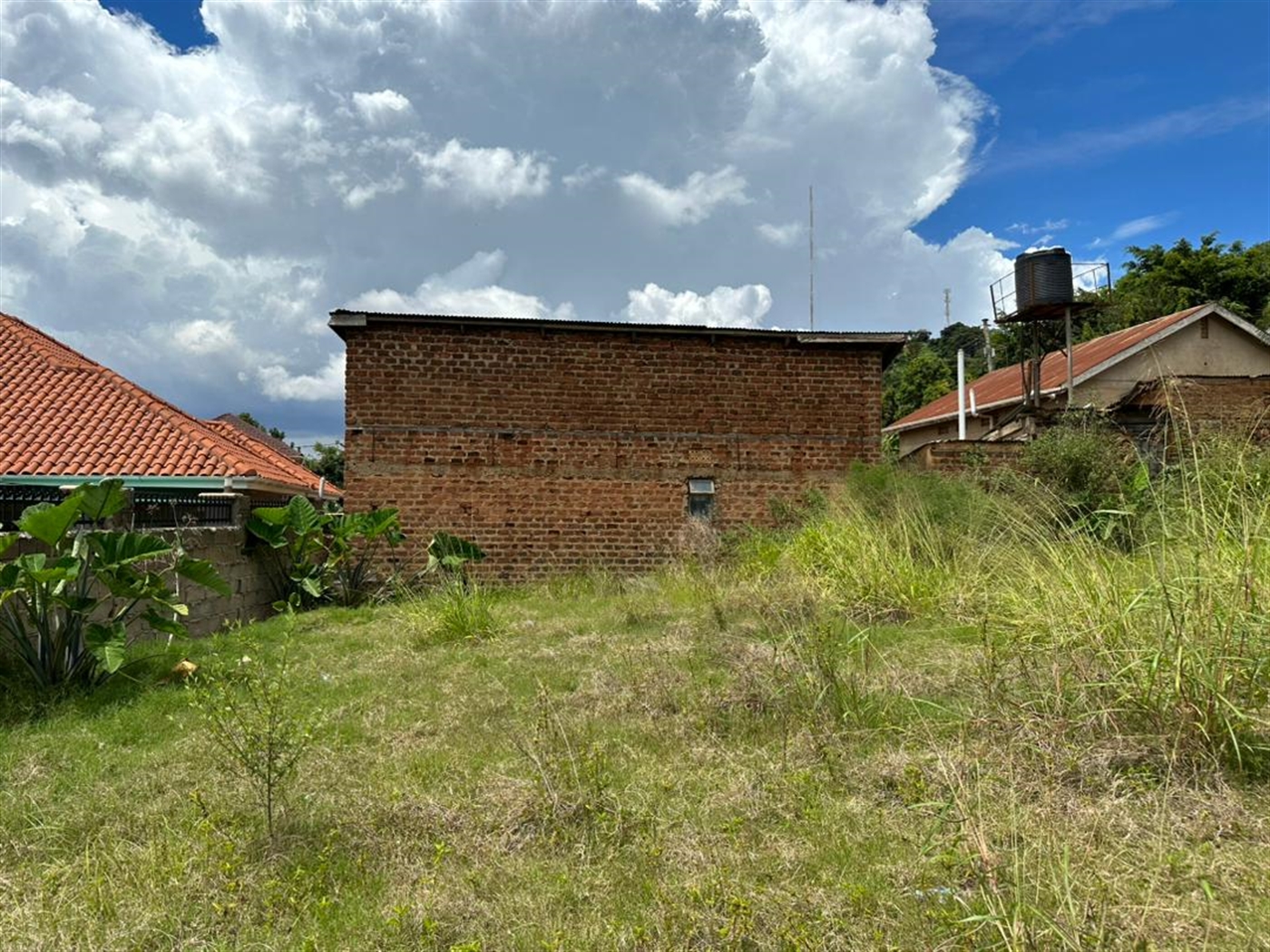 Residential land for sale in Munyonyo Kampala Ugan...