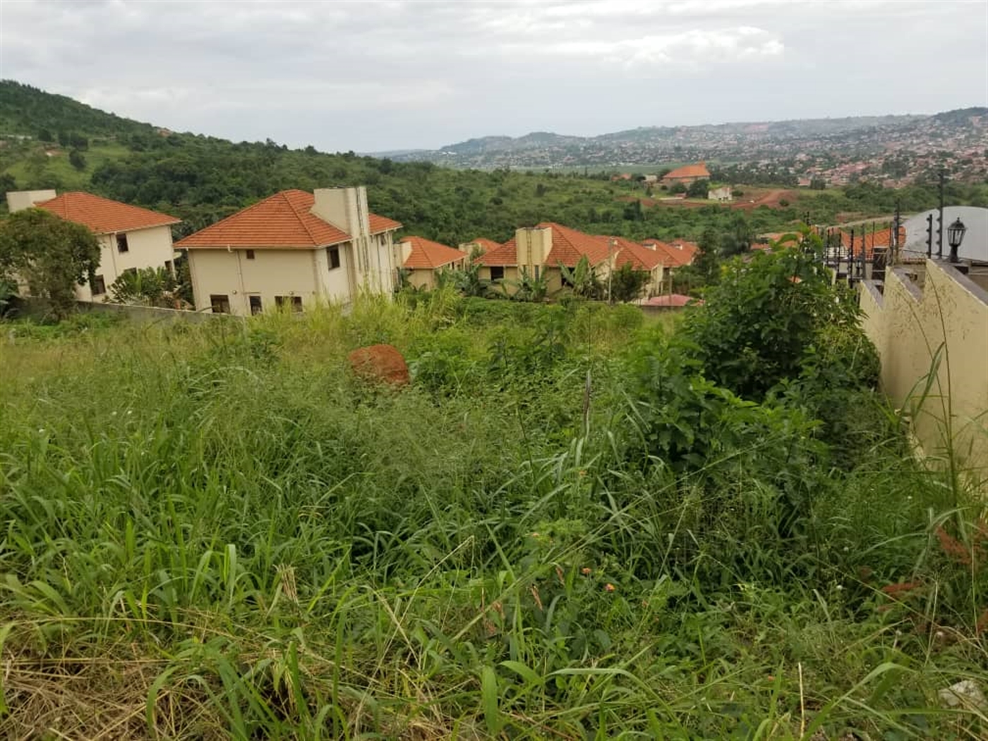 Residential land for sale in Lubowa Wakiso Uganda
