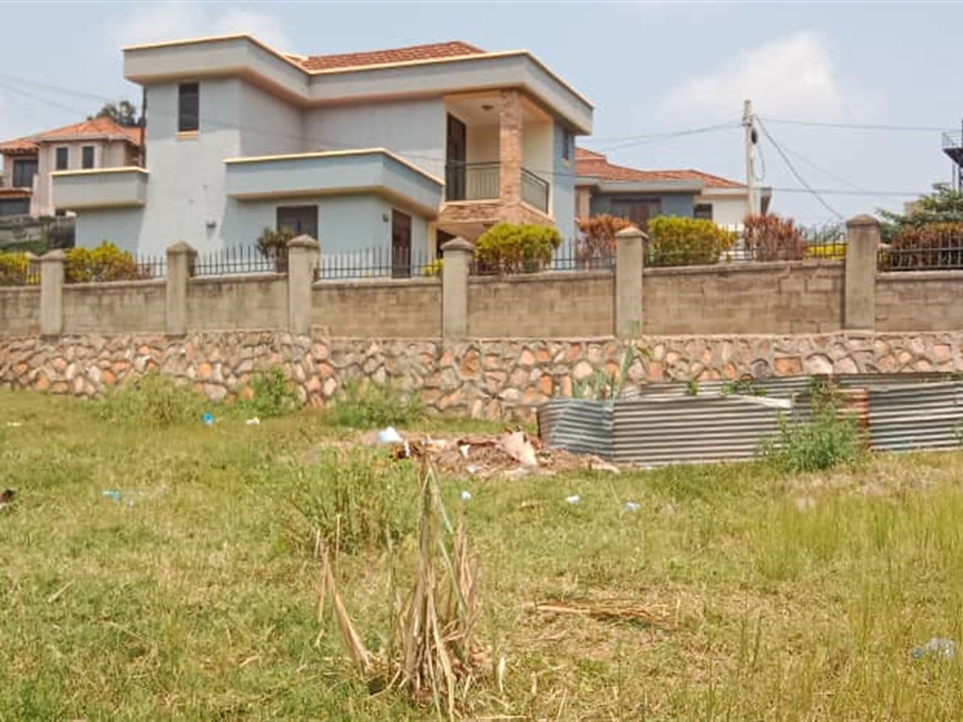 Residential land for sale in Lubowa Wakiso Uganda