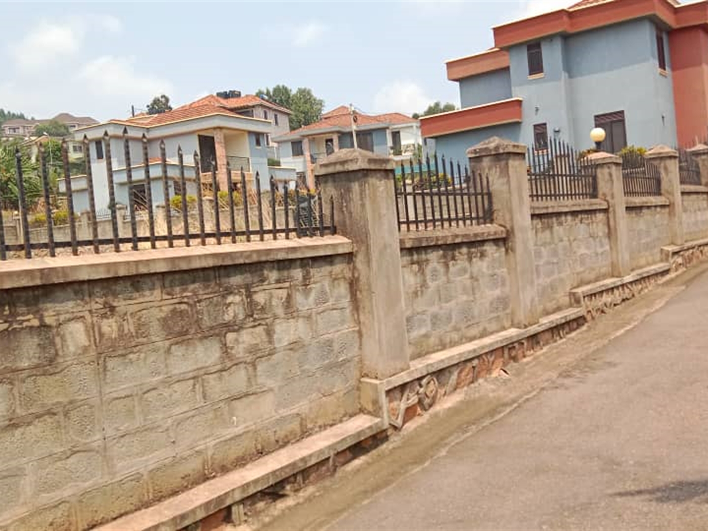 Residential land for sale in Lubowa Wakiso Uganda