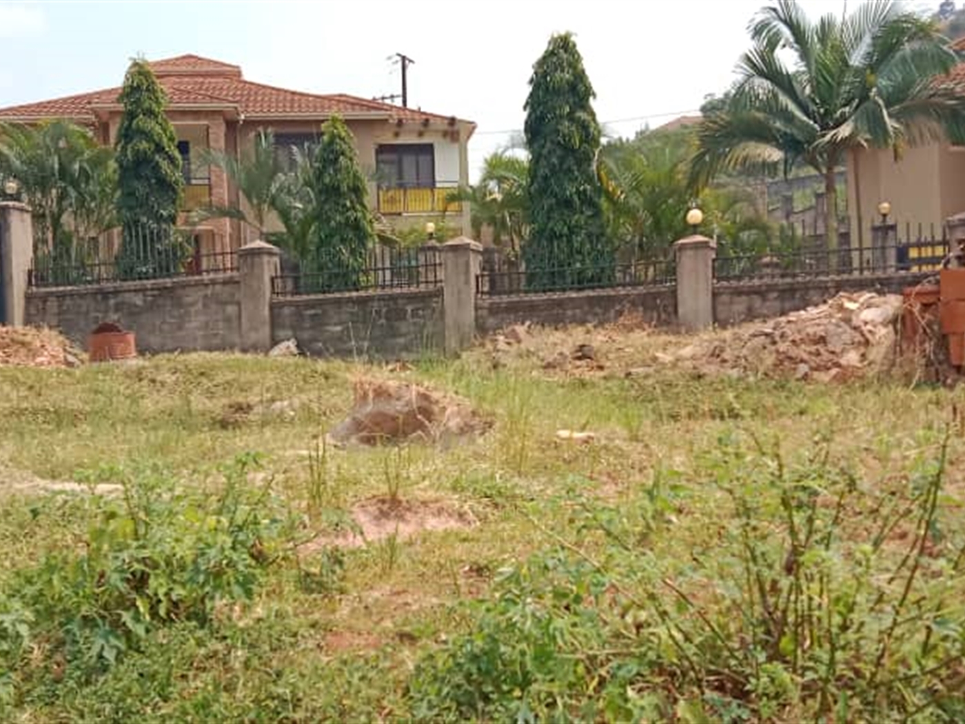 Residential land for sale in Lubowa Wakiso Uganda
