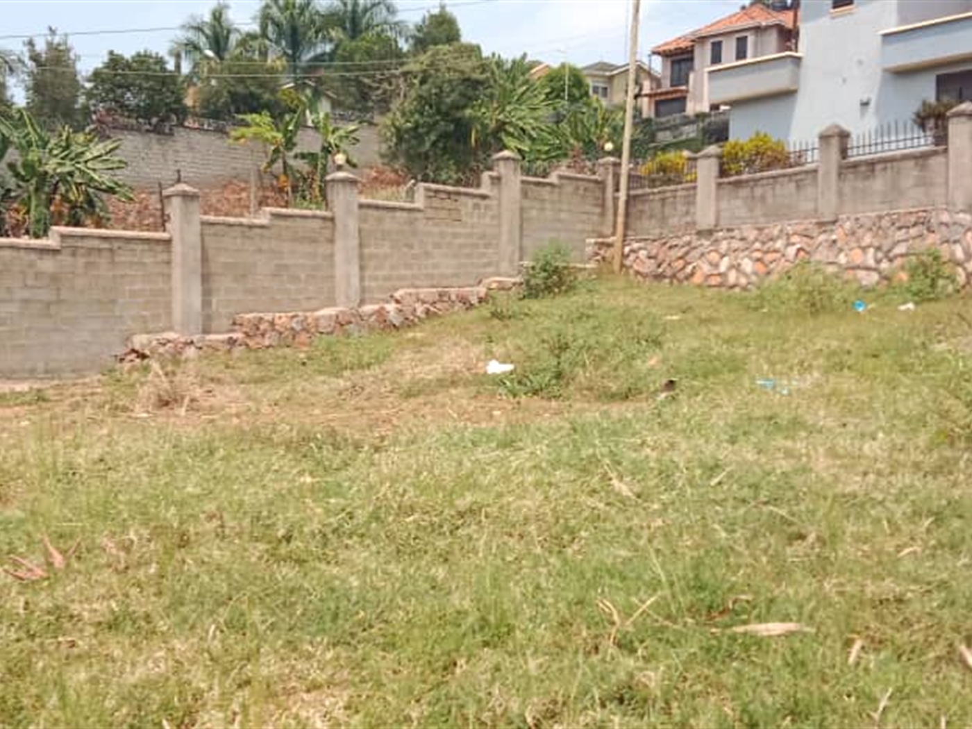 Residential land for sale in Lubowa Wakiso Uganda