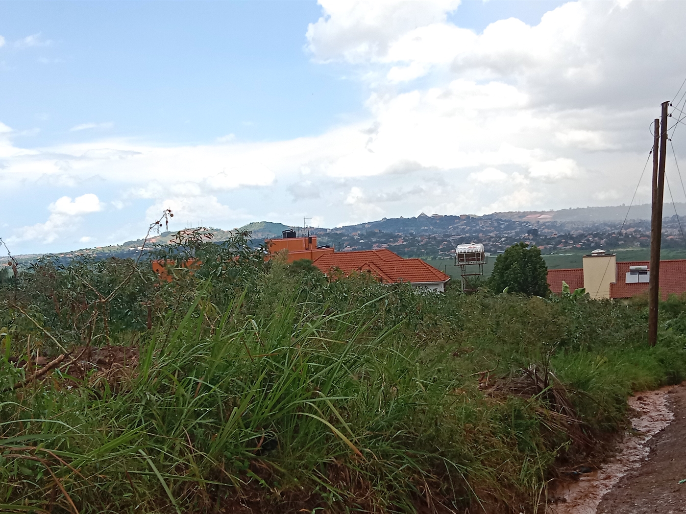 Residential land for sale in Lubowa Wakiso Uganda