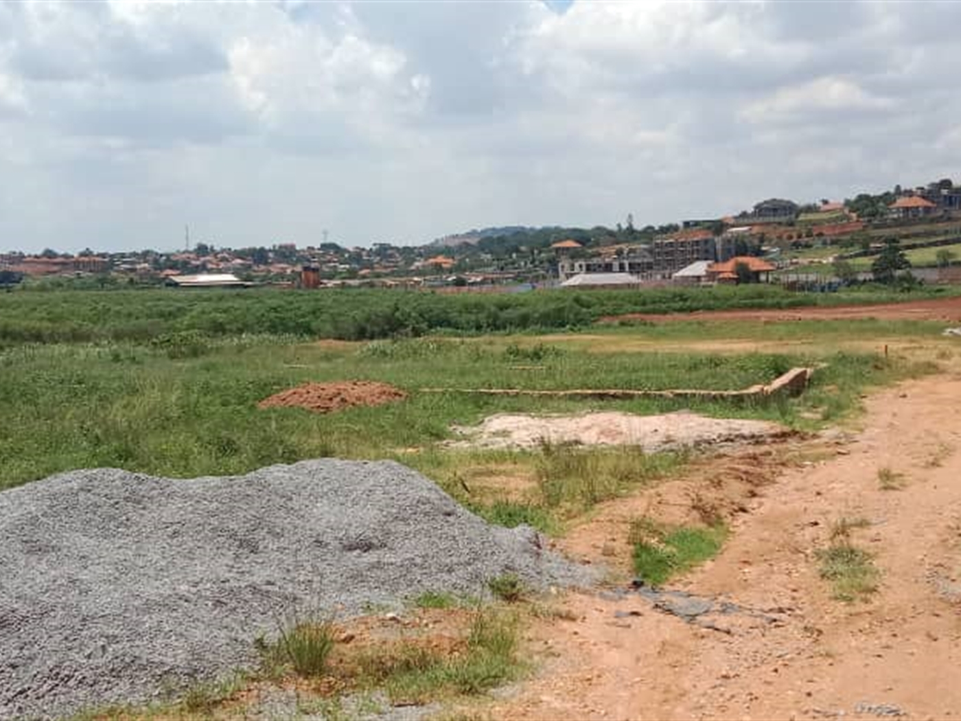 Residential land for sale in Kigo Wakiso Uganda