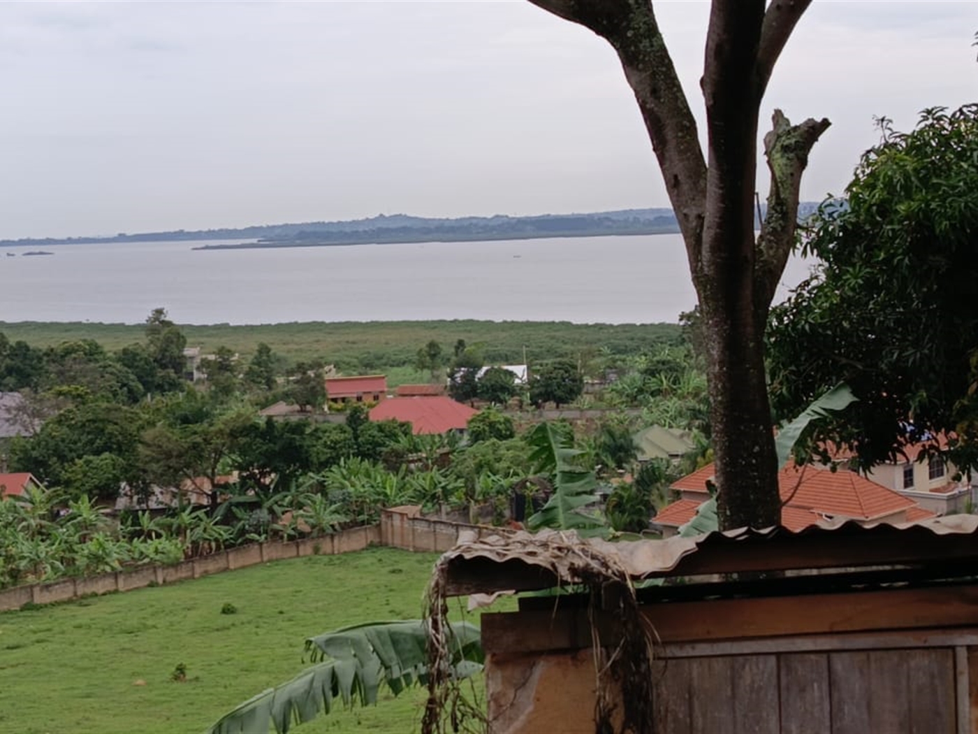 Residential land for sale in Kigo Wakiso Uganda