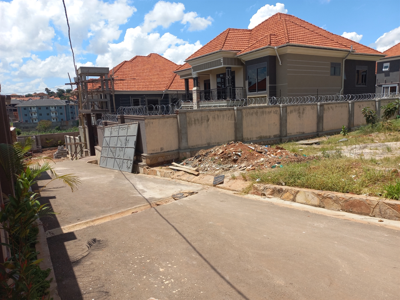Residential land for sale in Kulambilo Wakiso Uganda