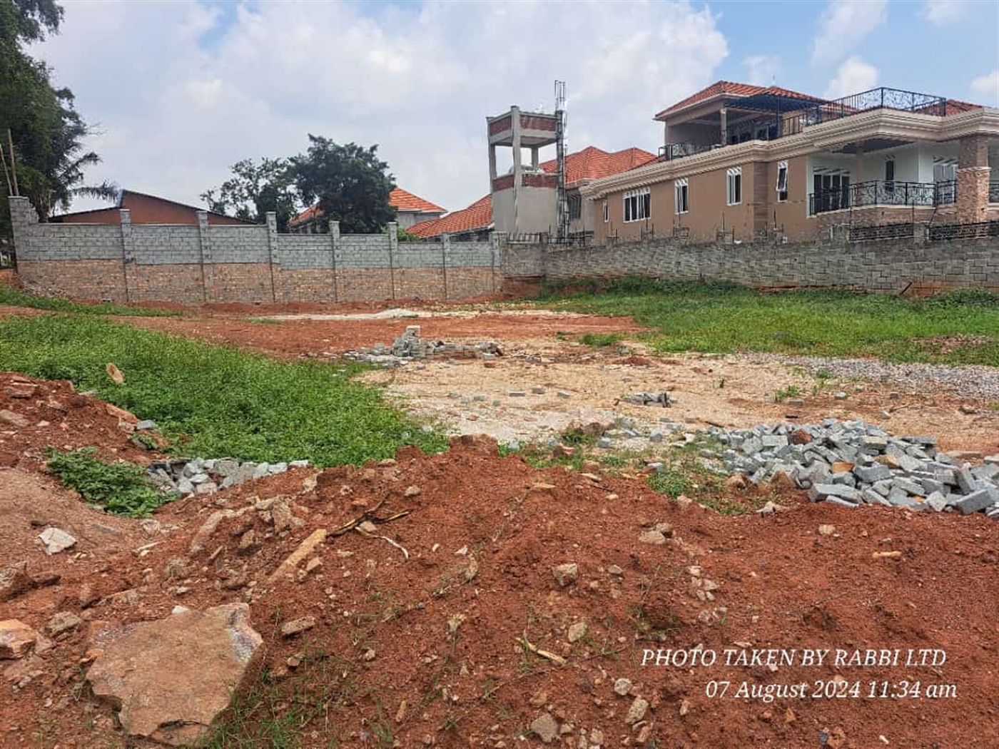 Residential land for sale in Kulambilo Wakiso Uganda