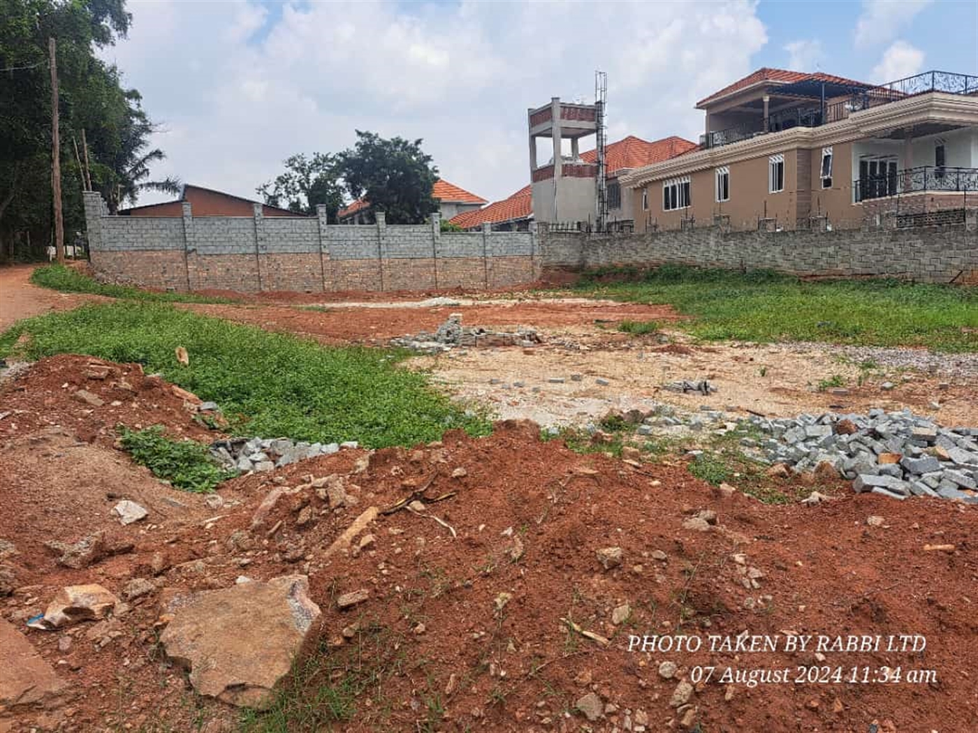 Residential land for sale in Kulambilo Wakiso Uganda