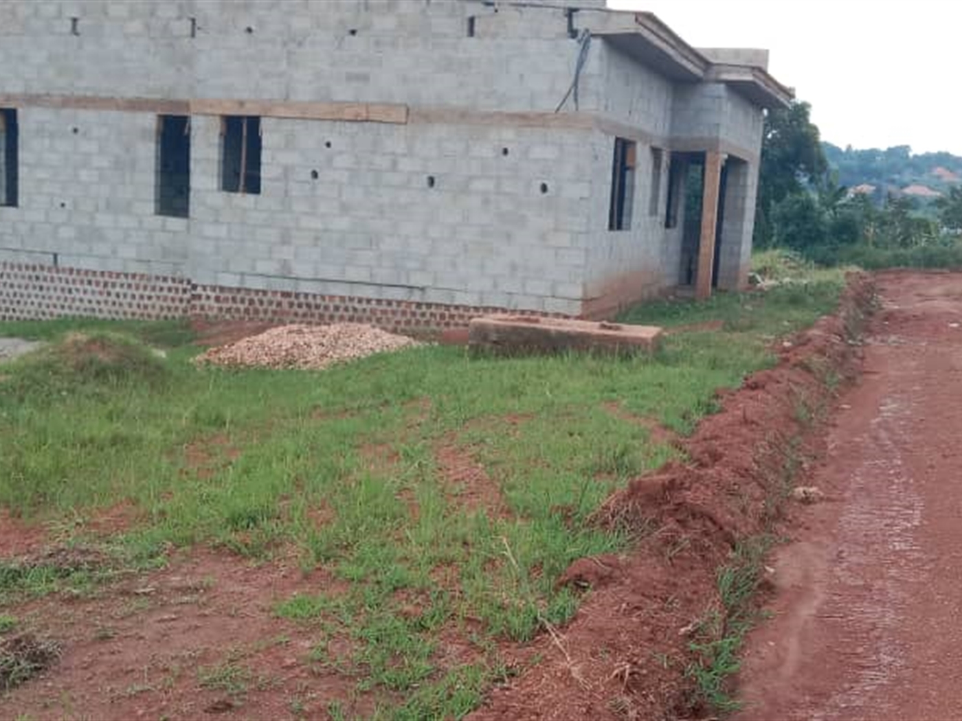 Residential land for sale in Kakiri Wakiso Uganda