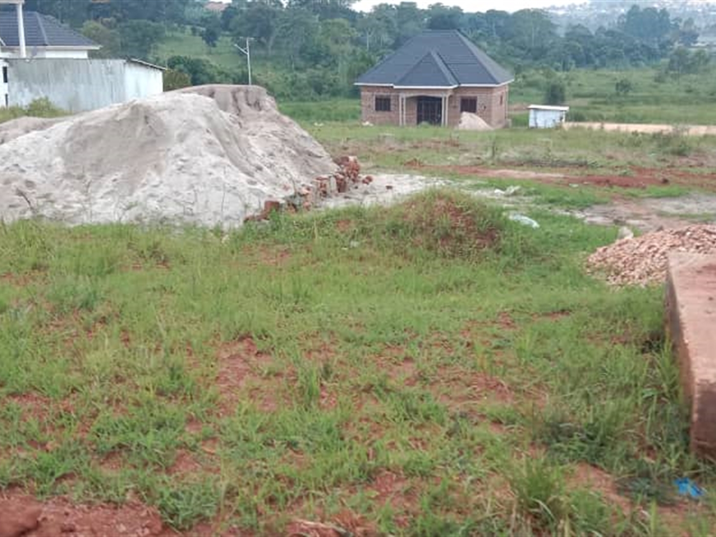 Residential land for sale in Kakiri Wakiso Uganda