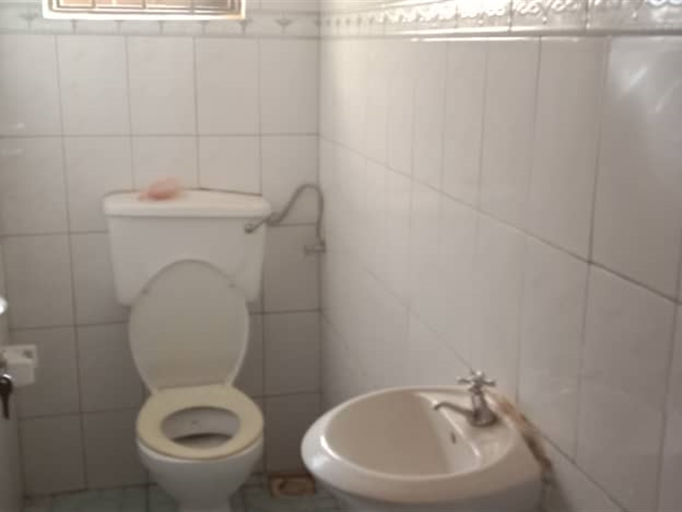 3 bedroom Bungalow for rent in Najjera Wakiso Uganda