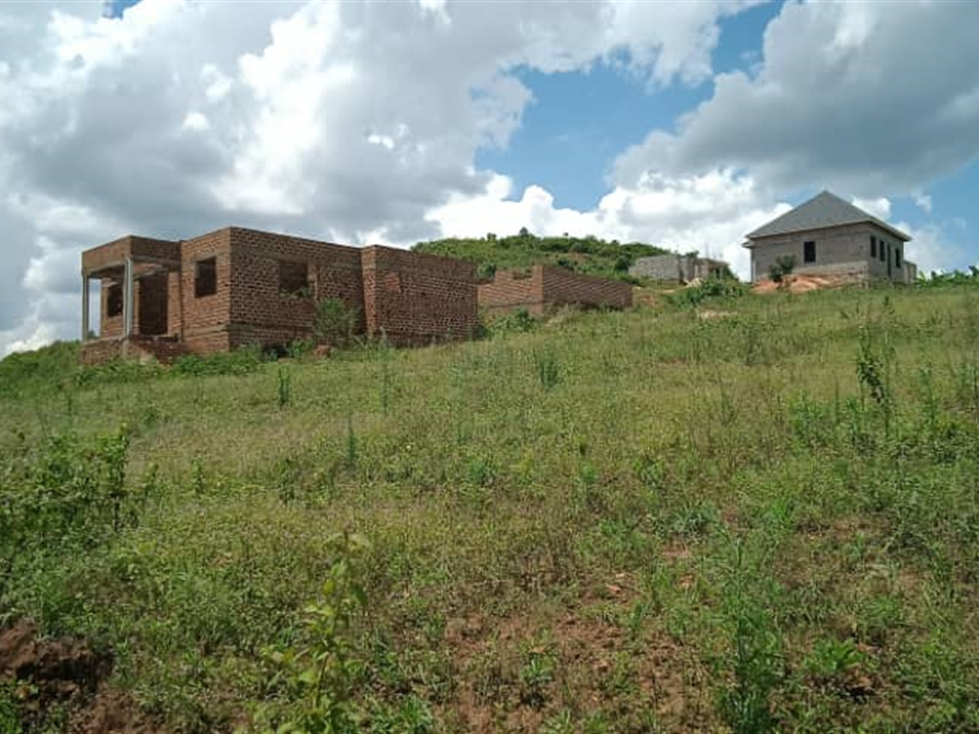 Residential land for sale in Kiwenda Wakiso Uganda,