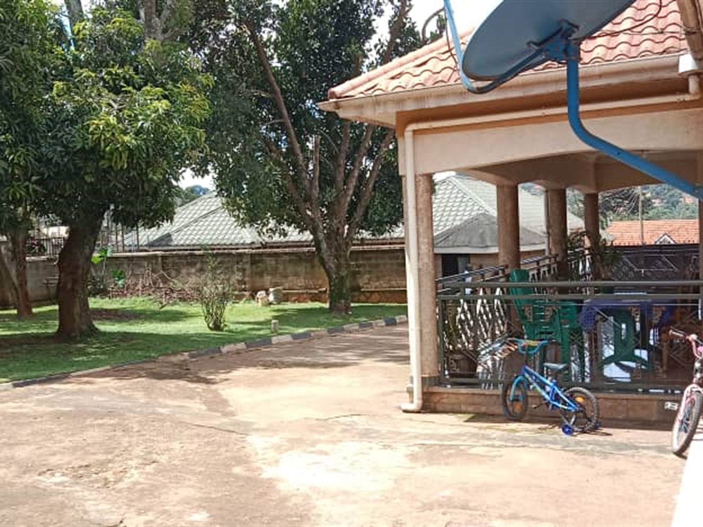 4 bedroom Bungalow for rent in Bukoto Kampala Uganda