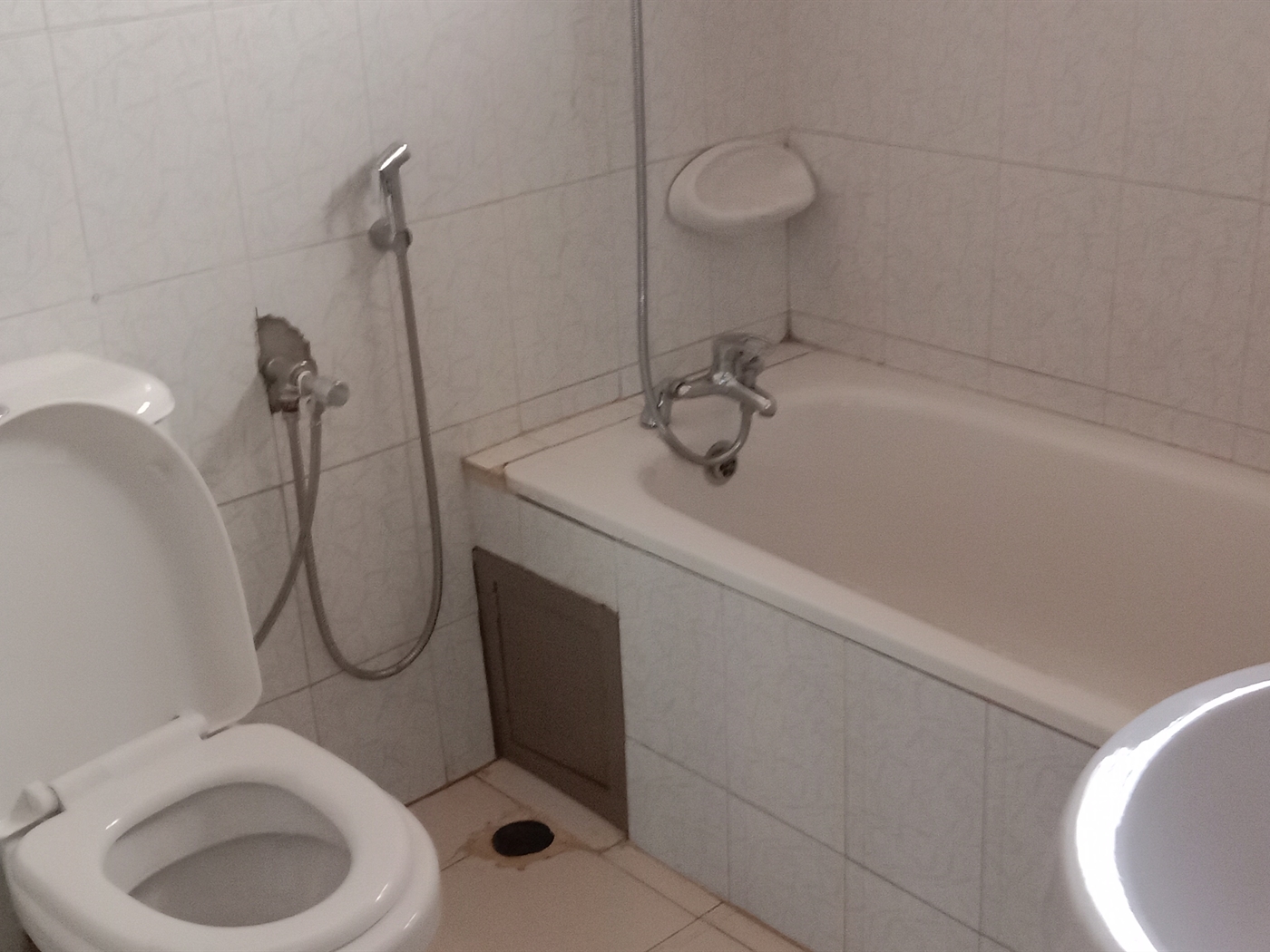 4 bedroom Storeyed house for rent in Ntinda Kampala Uganda