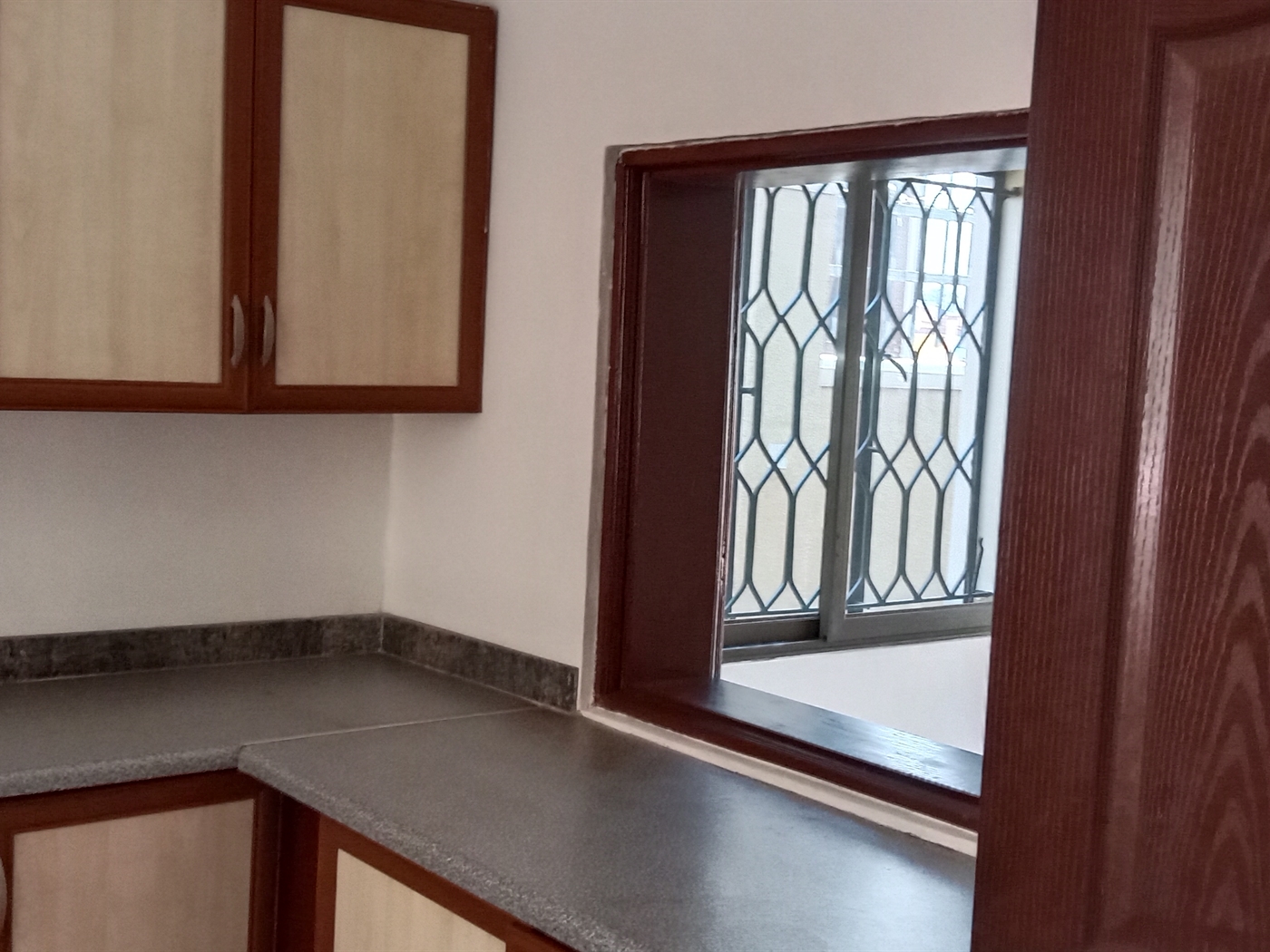 4 bedroom Storeyed house for rent in Ntinda Kampala Uganda