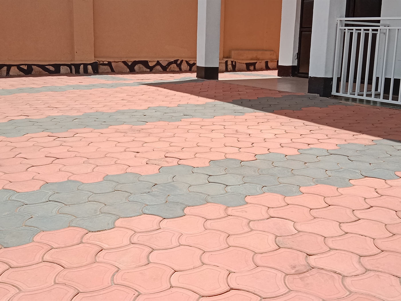 4 bedroom Storeyed house for rent in Ntinda Kampala Uganda