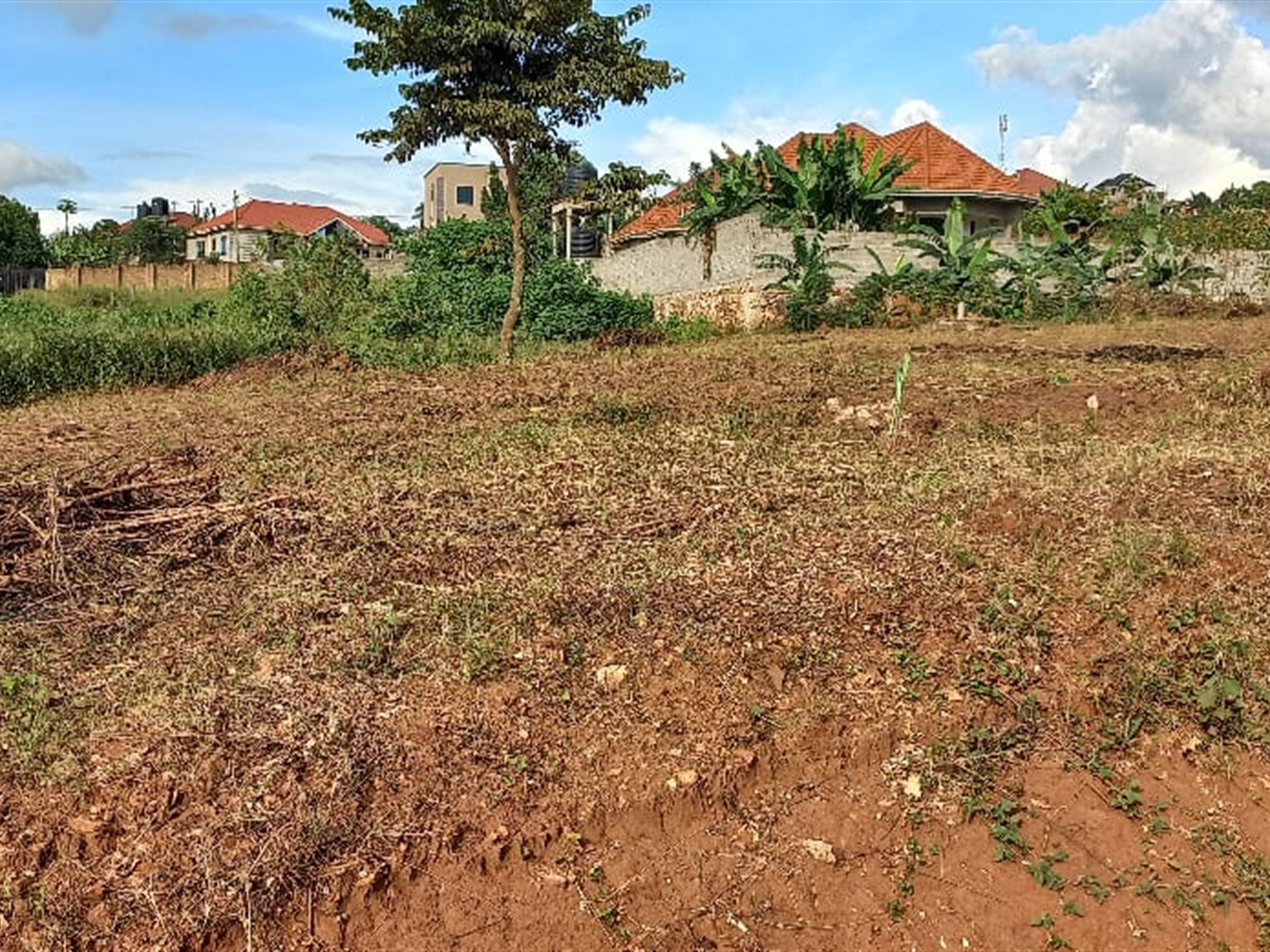 Residential land for sale in Nsansa Wakiso Uganda