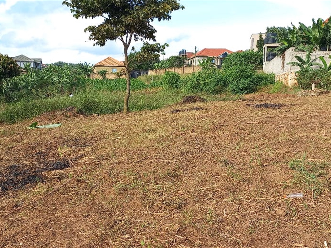 Residential land for sale in Nsansa Wakiso Uganda