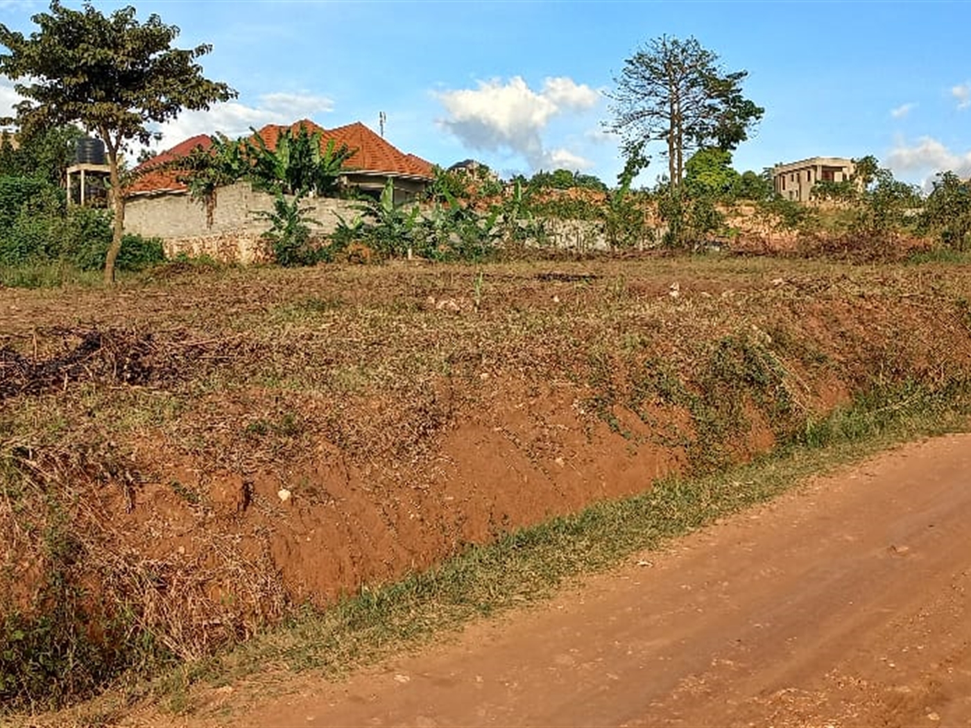 Residential land for sale in Nsansa Wakiso Uganda
