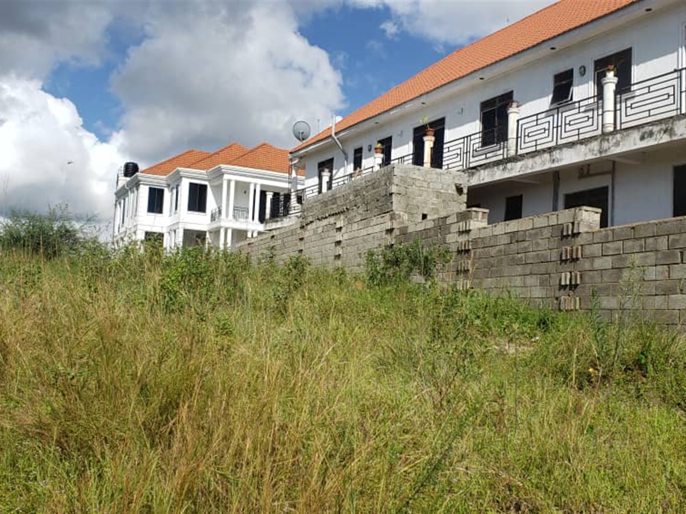 Residential land for sale in Bwebajja Wakiso Ugand...
