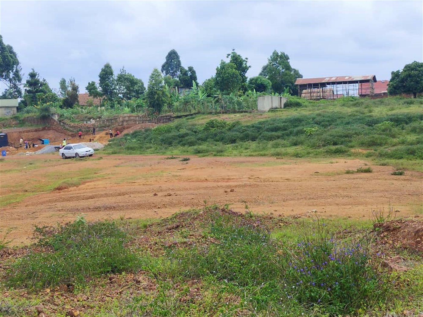 Residential land for sale in Nsaggu Wakiso Uganda