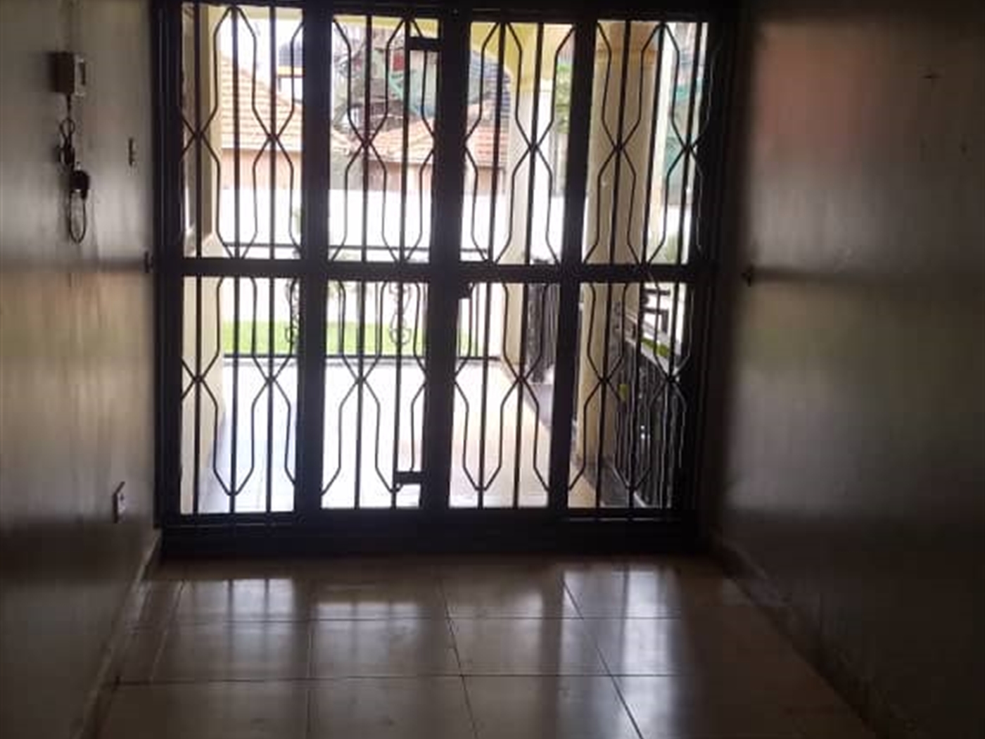 6 bedroom Storeyed house for rent in Kyanja Kampala Uganda