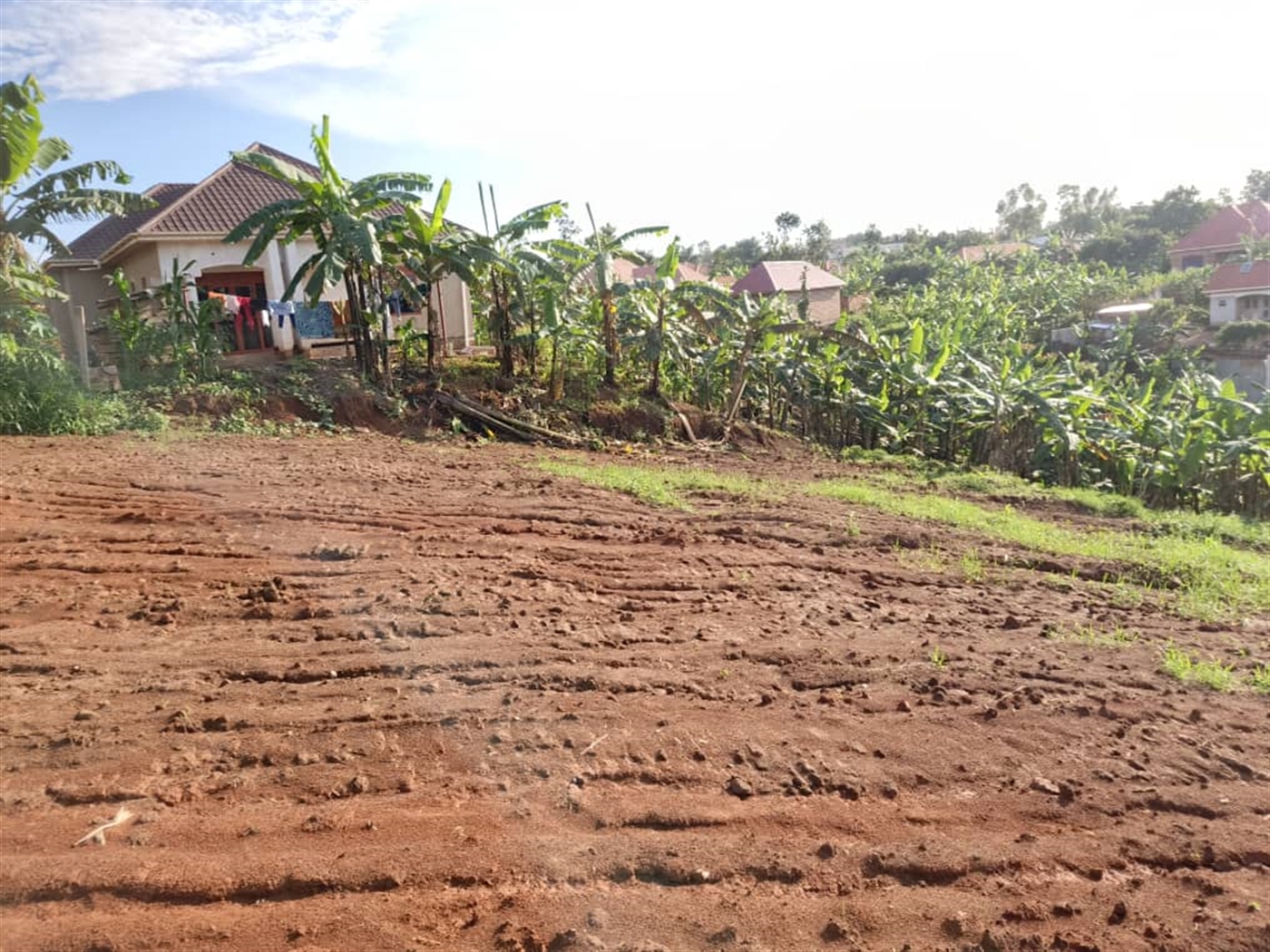 Residential land for sale in Kasangatikiti Wakiso Uganda