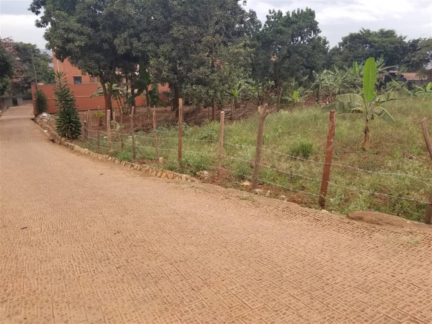 Commercial land for sale in Zana Wakiso Uganda