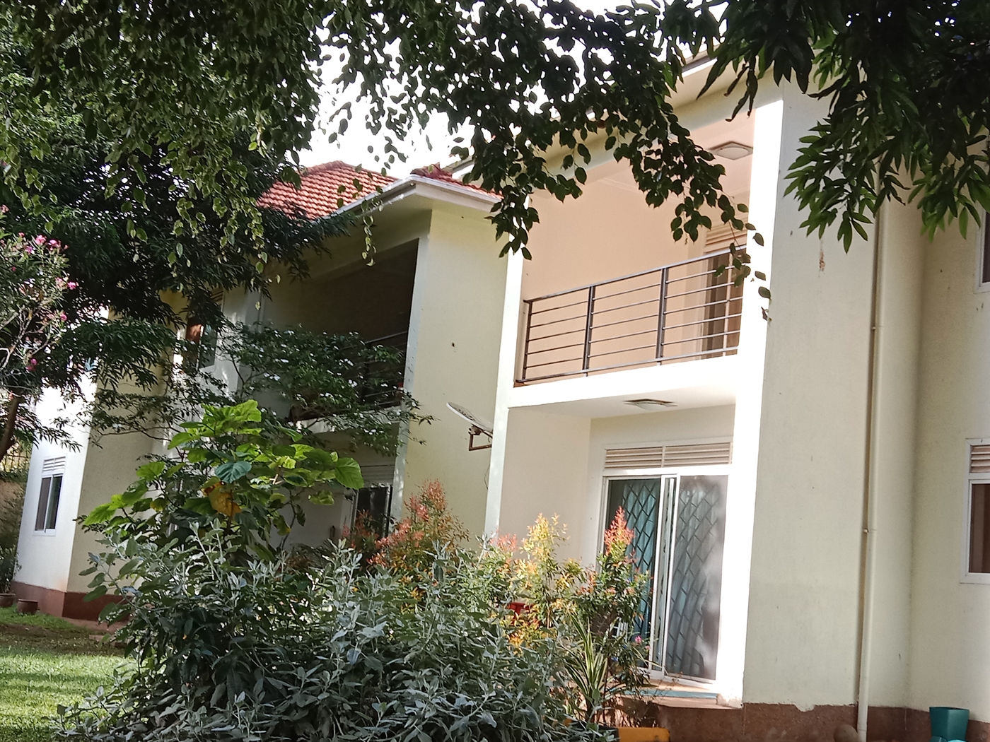 3 bedroom Apartment block for rent in Kololo Kampala Uganda