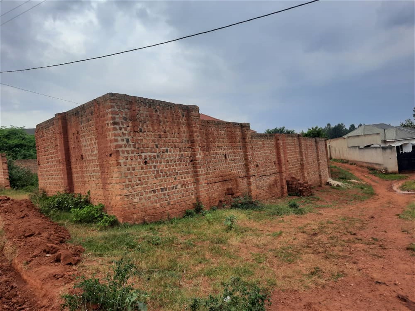 Commercial land for sale in Seguku Wakiso Uganda