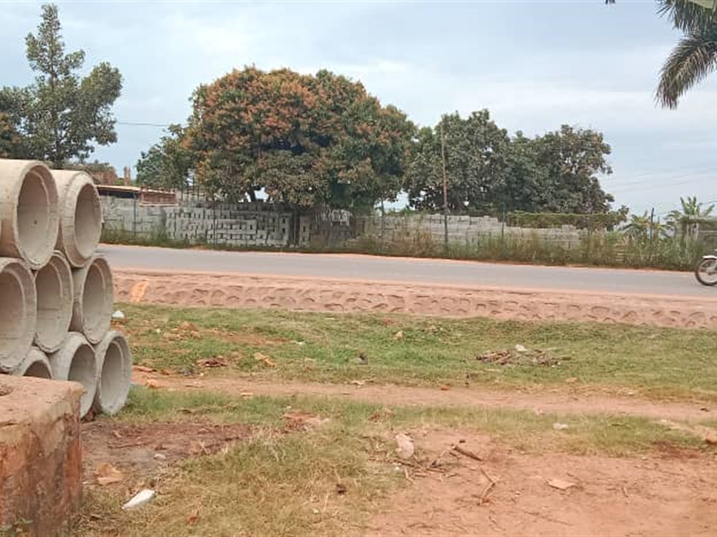 Commercial land for sale in Namulanda Wakiso Uganda