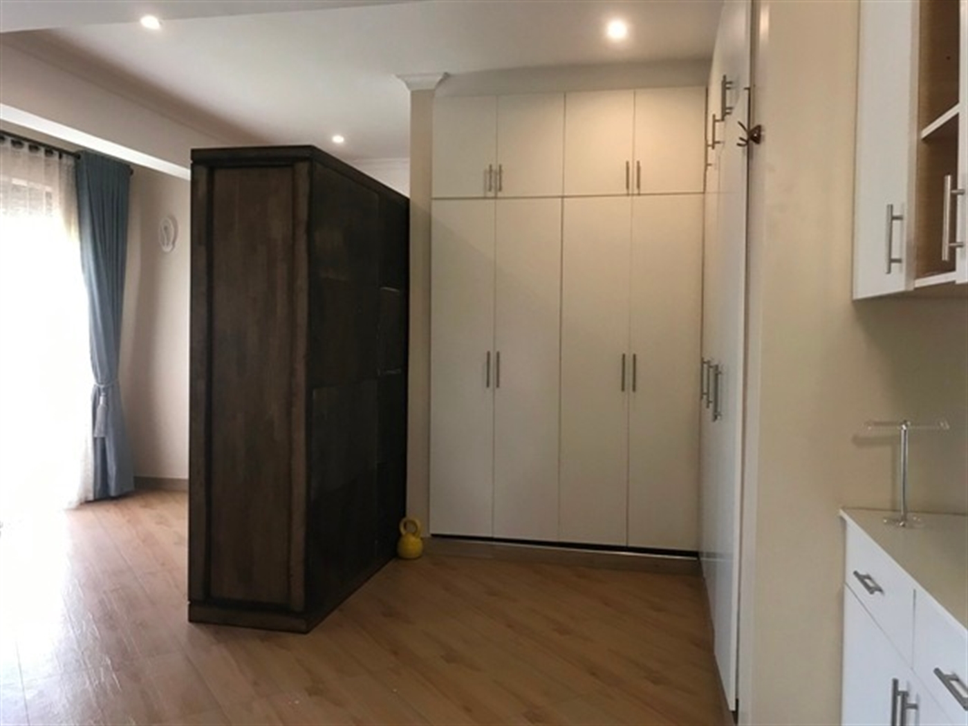 4 bedroom Apartment for rent in Bukoto Kampala Uganda