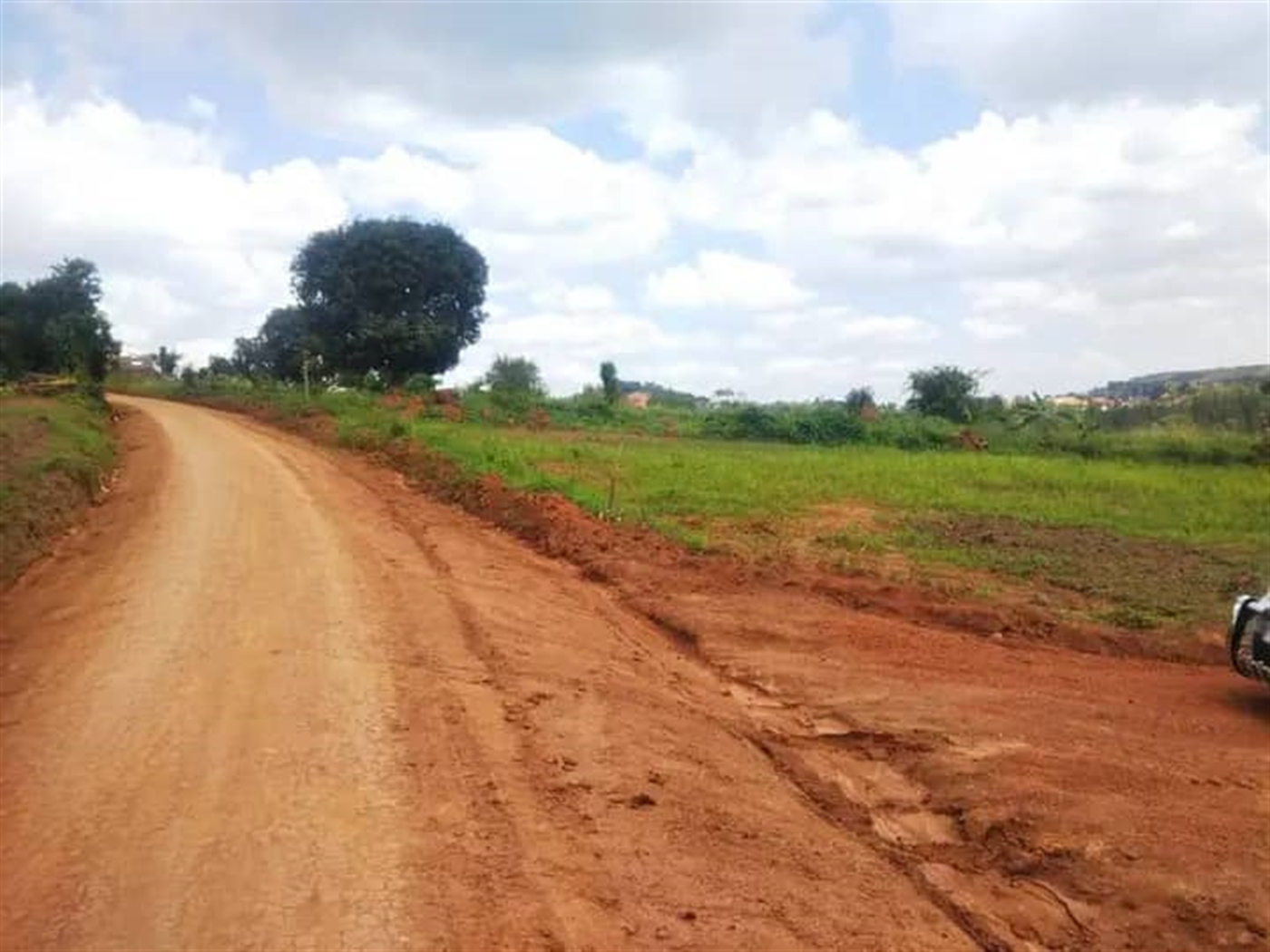 Commercial land for sale in Kikonge Mityana Uganda