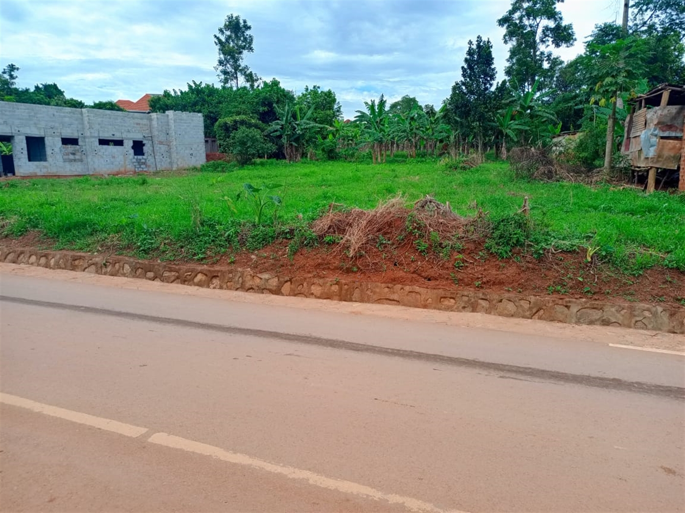 Commercial land for sale in Kira Wakiso Uganda