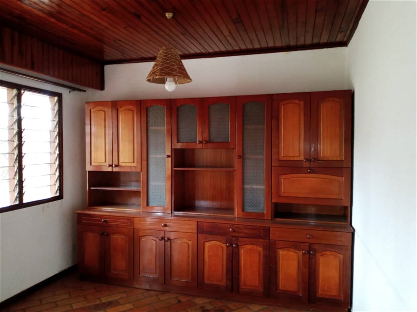 3 bedroom Bungalow for rent in Muyenga Kampala Uganda