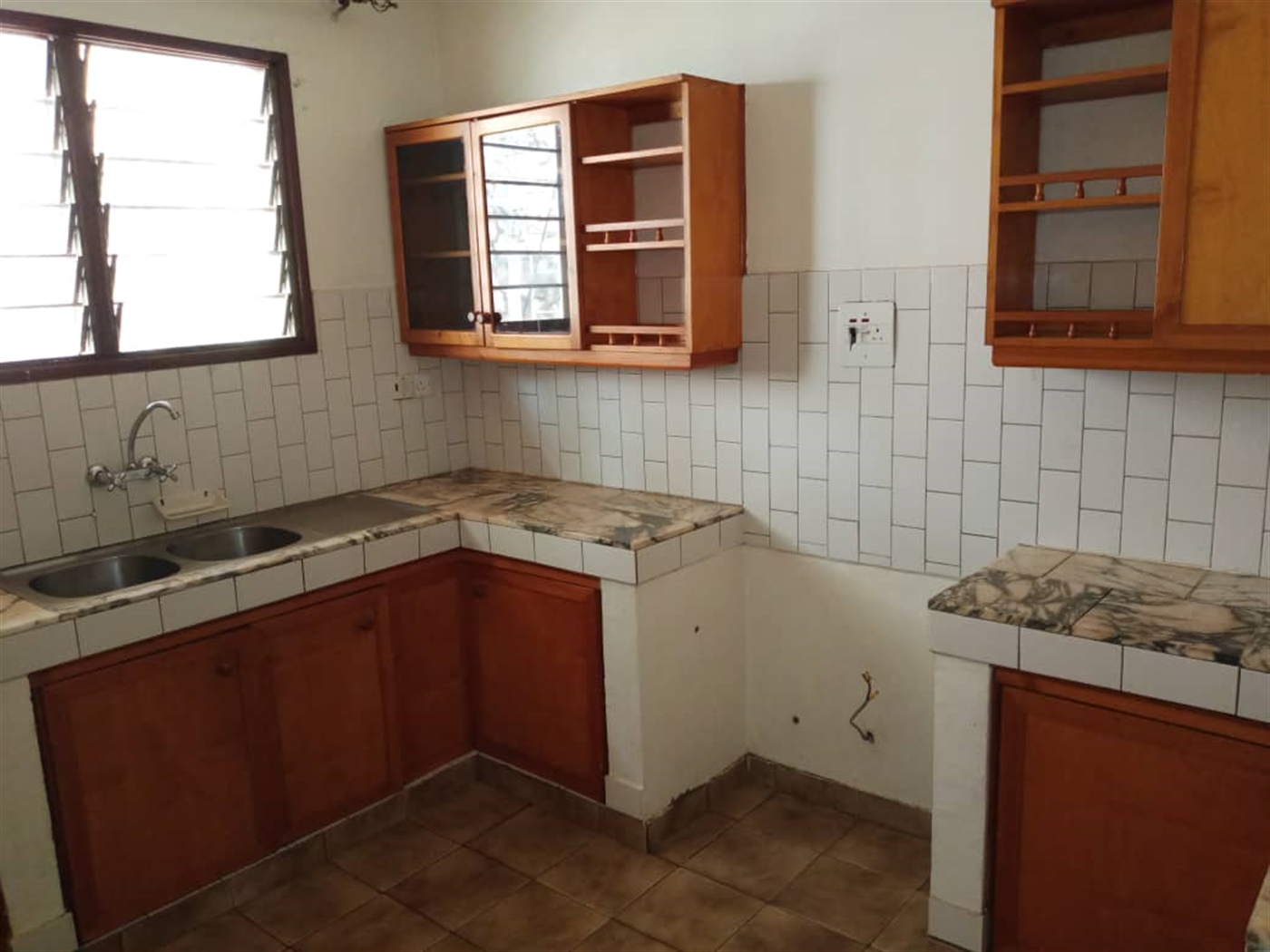 3 bedroom Bungalow for rent in Muyenga Kampala Uganda