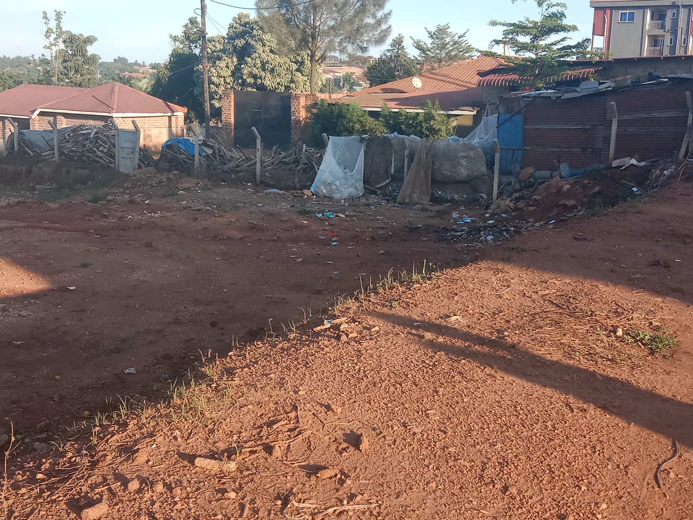 Commercial land for sale in Kyaliwajjala Wakiso Uganda