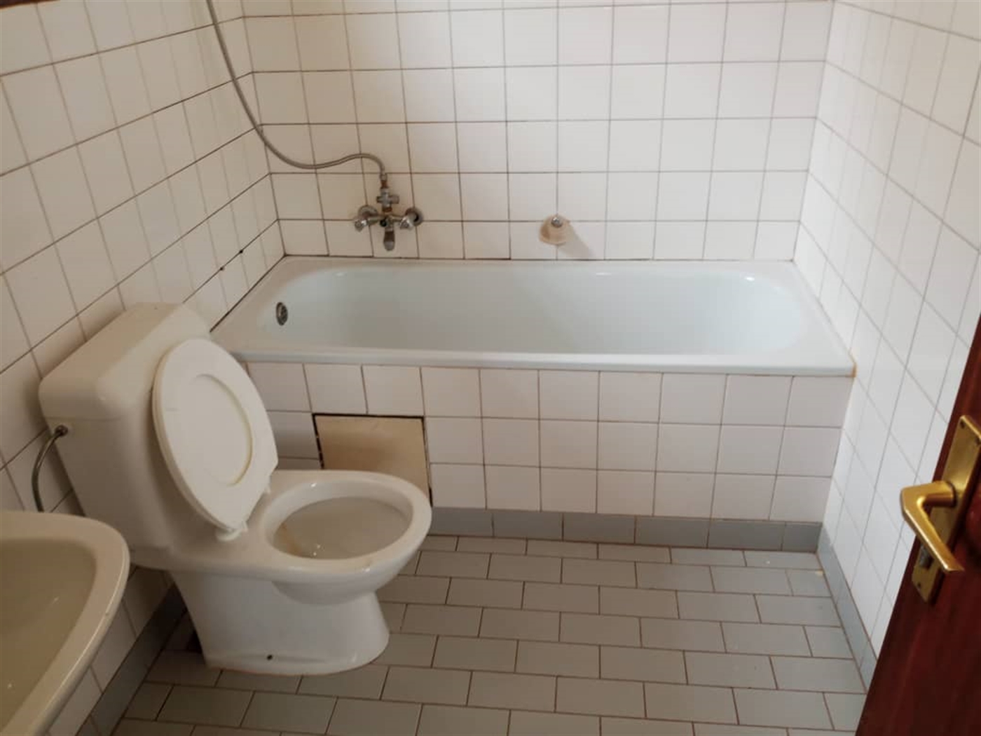 3 bedroom Bungalow for rent in Muyenga Kampala Uganda,