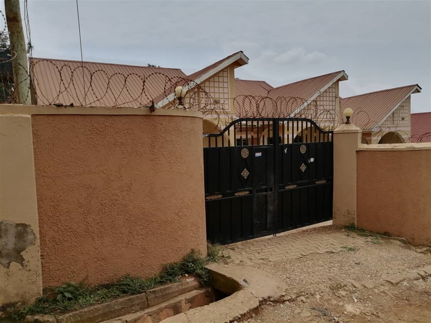 2 bedroom Rental units for sale in Bweyogerere Wakiso Uganda