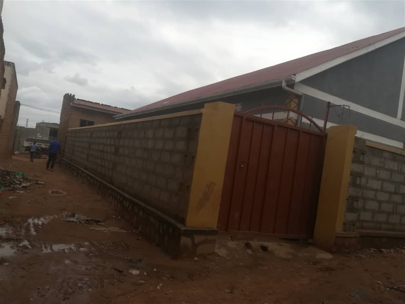 2 bedroom Rental units for sale in Katooke Wakiso Uganda